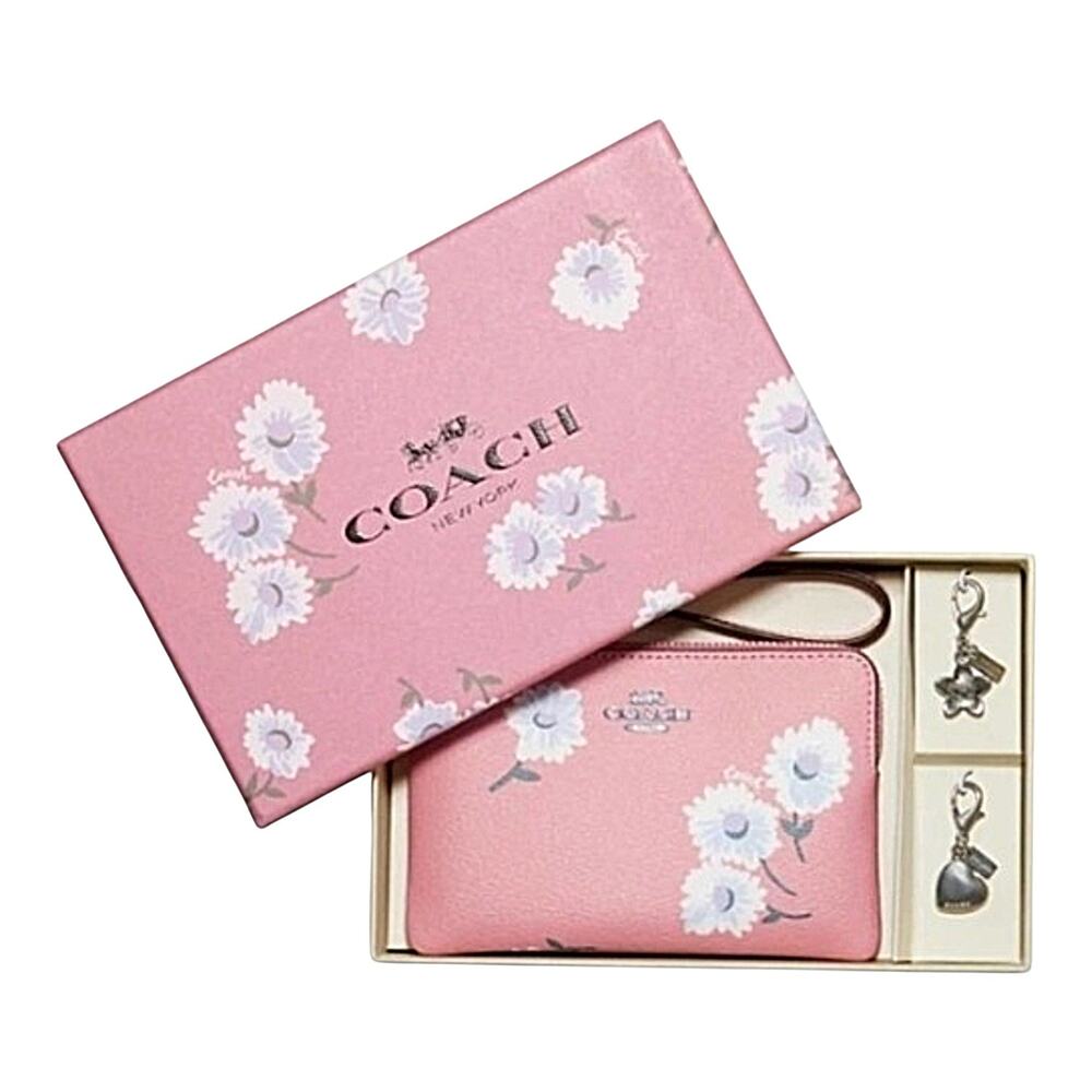 COACH CORNER ZIP WRISTLET WITH PINK DAISY PRINT & 2 CHARMS IN GIFT BOX - NEW! - Picture 7 of 7